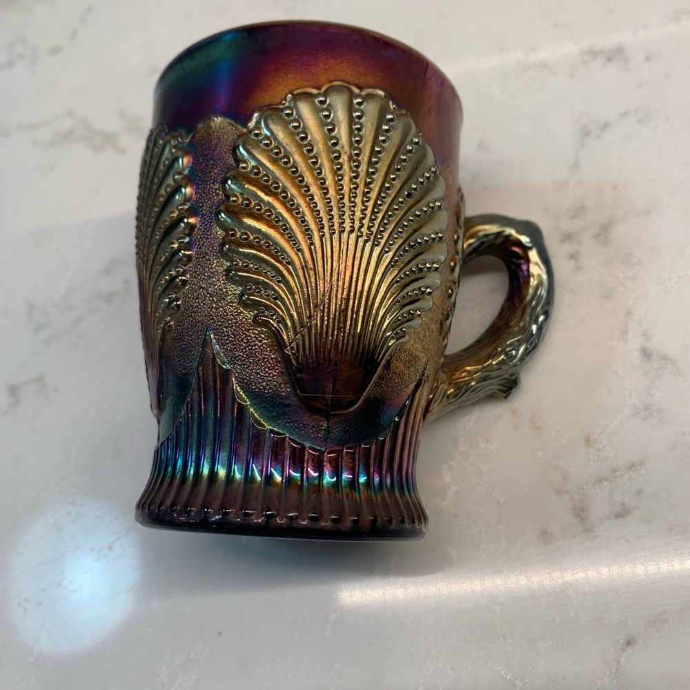 Vintage Dungan Iridescent Carnival Shell Design Glass Mug​ - Picture 3 of 9